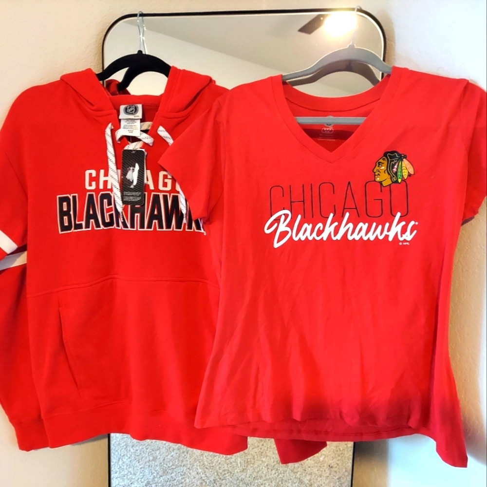NWT NHL Chicago Blackhawks Hoodie + T-Shirt Bundle – Women’s S/M – Red